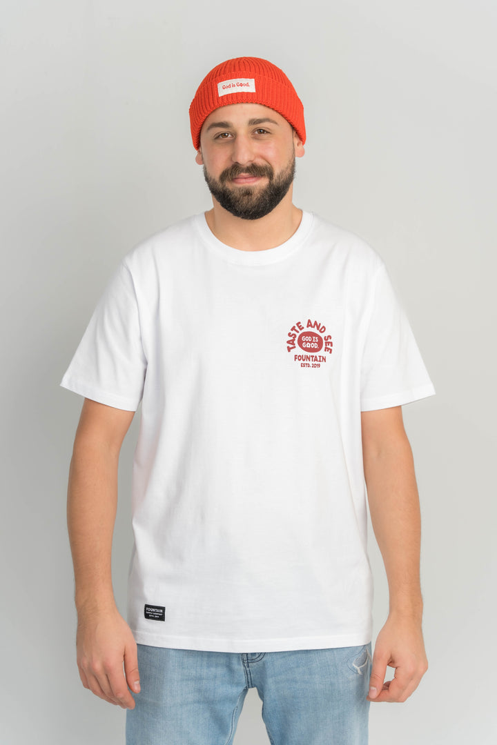 GOD IS GOOD Beanie Rot